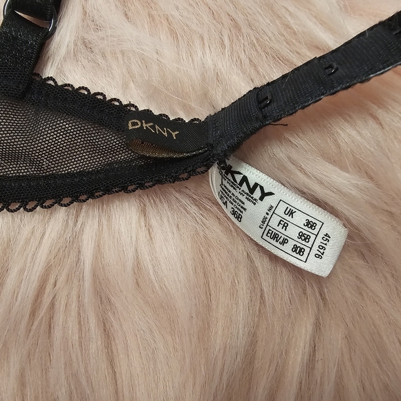 Black lace, DKNY, bra,  intimates, vacation, honeymoon, travel, 36b, - Picture 2 of 5
